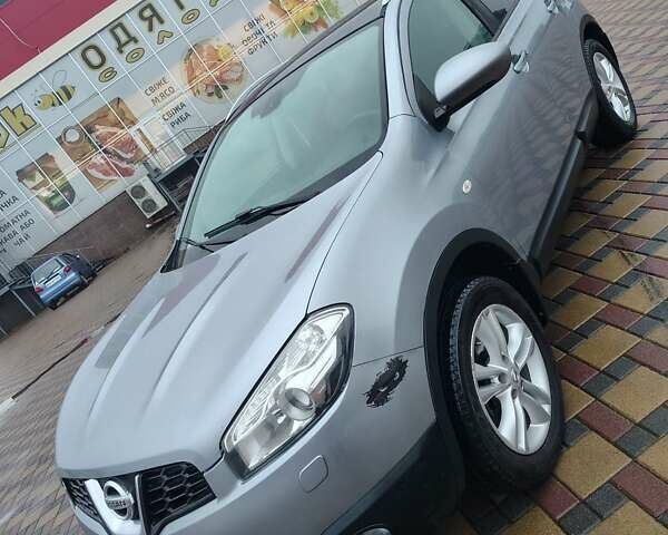 Серый Ниссан Кашкай, объемом двигателя 1.5 л и пробегом 217 тыс. км за 9500 $, фото 3 на Automoto.ua