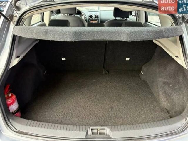 Серый Ниссан Кашкай, объемом двигателя 1.46 л и пробегом 252 тыс. км за 9500 $, фото 15 на Automoto.ua