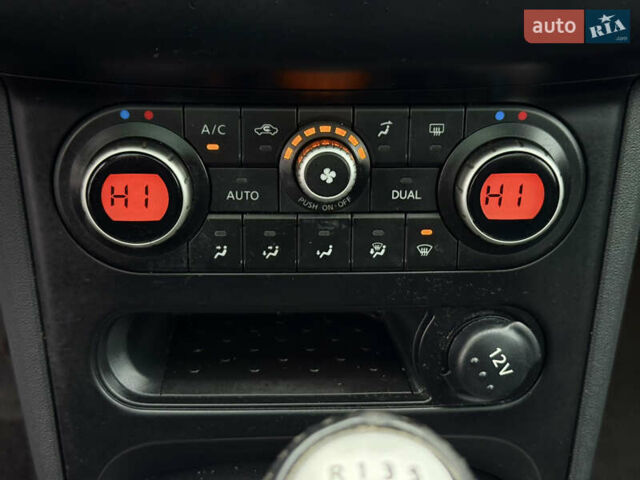 Сірий Ніссан Кашкай, об'ємом двигуна 1.5 л та пробігом 192 тис. км за 9200 $, фото 65 на Automoto.ua