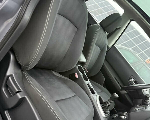 Сірий Ніссан Кашкай, об'ємом двигуна 1.5 л та пробігом 192 тис. км за 9200 $, фото 106 на Automoto.ua