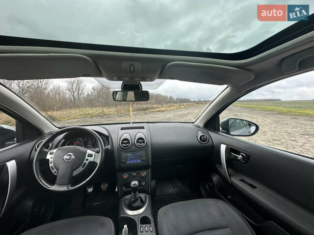 Серый Ниссан Кашкай, объемом двигателя 1.5 л и пробегом 260 тыс. км за 8950 $, фото 31 на Automoto.ua
