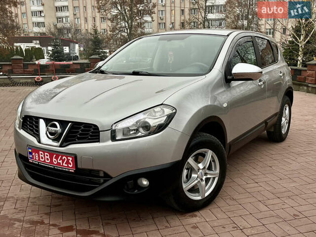 Сірий Ніссан Кашкай, об'ємом двигуна 1.5 л та пробігом 193 тис. км за 10199 $, фото 18 на Automoto.ua