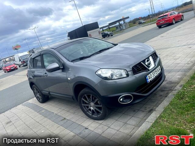 Серый Ниссан Кашкай, объемом двигателя 1.5 л и пробегом 136 тыс. км за 10000 $, фото 1 на Automoto.ua