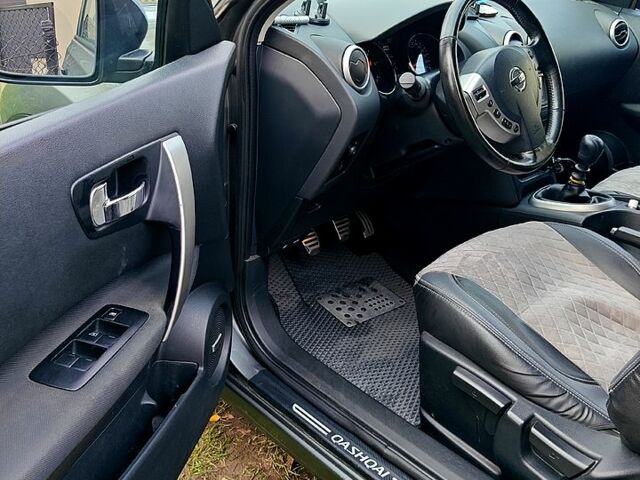 Ніссан Кашкай 2011 у Маневичах на Automoto.ua Сірий Ніссан Кашкай, об'ємом двигуна 1.5 л та пробігом 258 тис. км за 9800 $, фото 4 на Automoto.ua