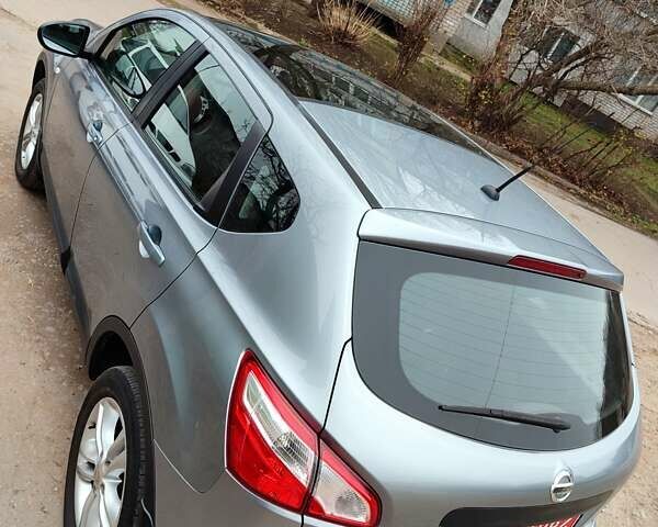 Серый Ниссан Кашкай, объемом двигателя 1.5 л и пробегом 192 тыс. км за 10200 $, фото 13 на Automoto.ua