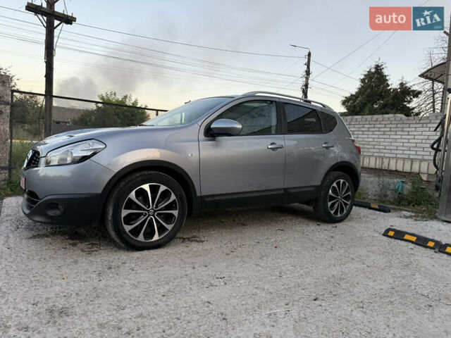 Серый Ниссан Кашкай, объемом двигателя 1.5 л и пробегом 220 тыс. км за 11200 $, фото 6 на Automoto.ua