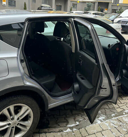 Сірий Ніссан Кашкай, об'ємом двигуна 1.5 л та пробігом 257 тис. км за 9950 $, фото 31 на Automoto.ua