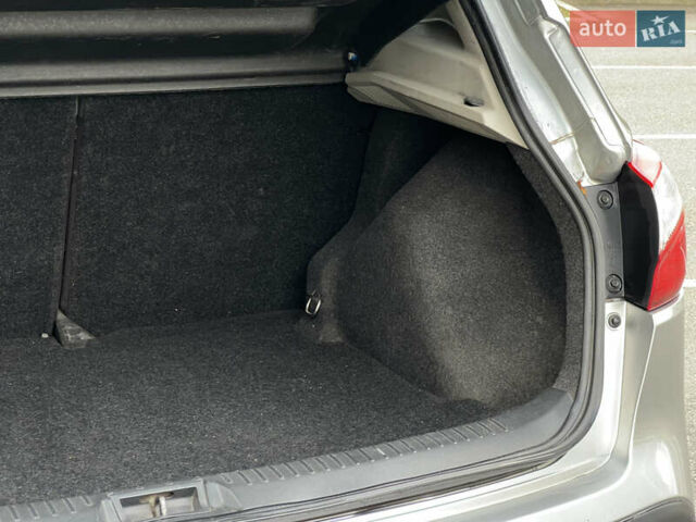 Серый Ниссан Кашкай, объемом двигателя 1.5 л и пробегом 271 тыс. км за 8750 $, фото 47 на Automoto.ua