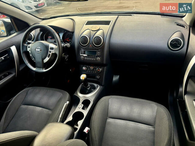 Серый Ниссан Кашкай, объемом двигателя 1.6 л и пробегом 183 тыс. км за 8999 $, фото 20 на Automoto.ua