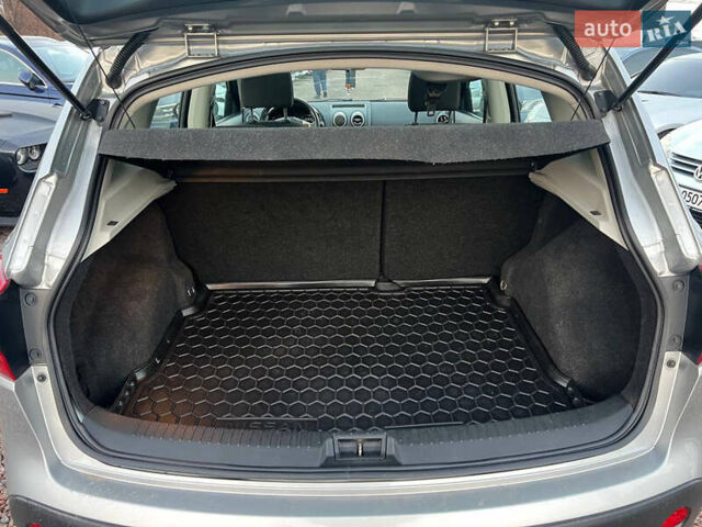 Серый Ниссан Кашкай, объемом двигателя 1.5 л и пробегом 216 тыс. км за 10500 $, фото 20 на Automoto.ua