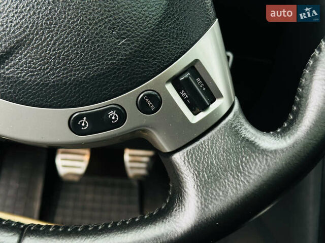 Сірий Ніссан Кашкай, об'ємом двигуна 2 л та пробігом 210 тис. км за 13200 $, фото 31 на Automoto.ua