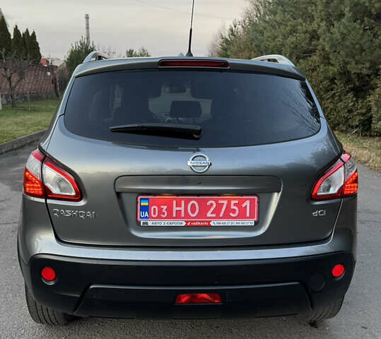 Серый Ниссан Кашкай, объемом двигателя 2 л и пробегом 242 тыс. км за 12550 $, фото 23 на Automoto.ua