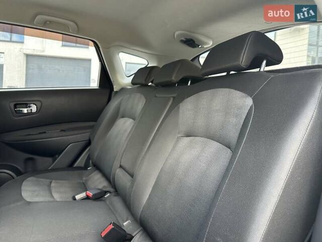 Ниссан Кашкай 2011 в Хмельницком на Automoto.ua Серый Ниссан Кашкай, объемом двигателя 2 л и пробегом 202 тыс. км за 10500 $, фото 20 на Automoto.ua