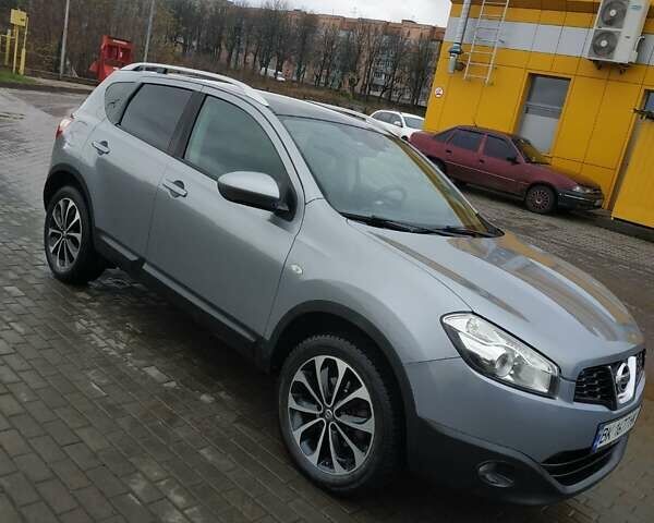 Сірий Ніссан Кашкай, об'ємом двигуна 1.5 л та пробігом 245 тис. км за 10500 $, фото 17 на Automoto.ua