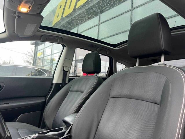 Серый Ниссан Кашкай, объемом двигателя 2 л и пробегом 260 тыс. км за 11500 $, фото 8 на Automoto.ua