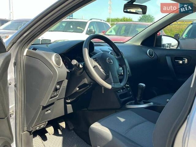 Серый Ниссан Кашкай, объемом двигателя 1.6 л и пробегом 144 тыс. км за 10990 $, фото 40 на Automoto.ua
