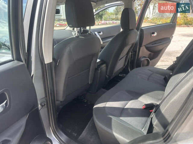 Серый Ниссан Кашкай, объемом двигателя 1.5 л и пробегом 230 тыс. км за 9900 $, фото 43 на Automoto.ua