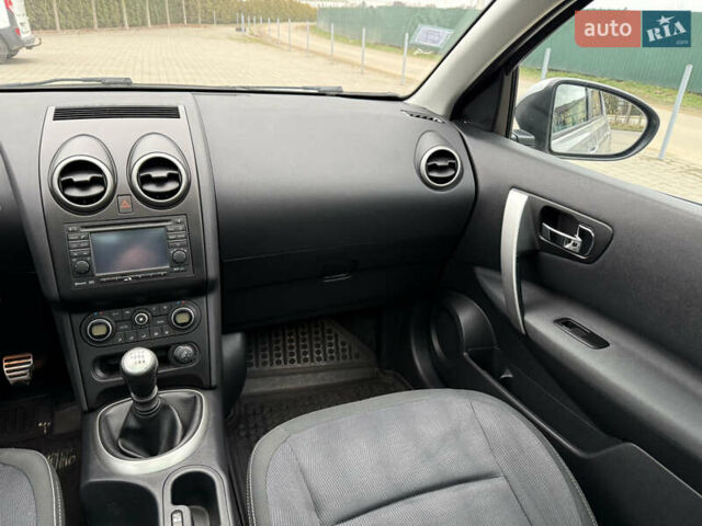 Серый Ниссан Кашкай, объемом двигателя 1.5 л и пробегом 220 тыс. км за 10400 $, фото 41 на Automoto.ua