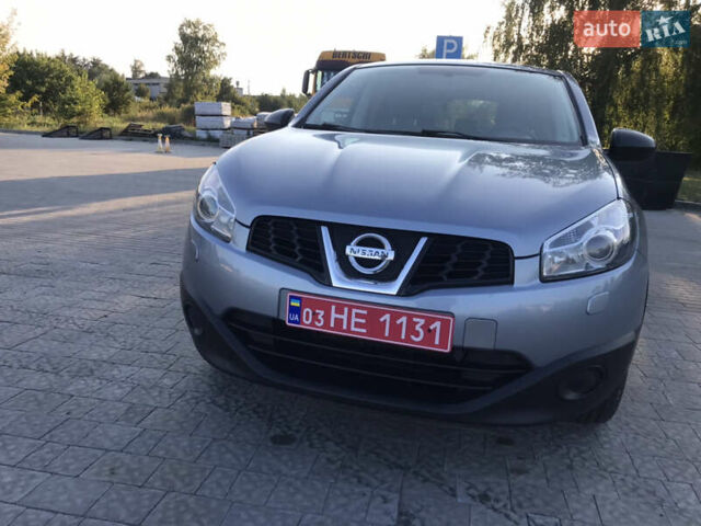 Серый Ниссан Кашкай, объемом двигателя 1.6 л и пробегом 285 тыс. км за 7999 $, фото 2 на Automoto.ua