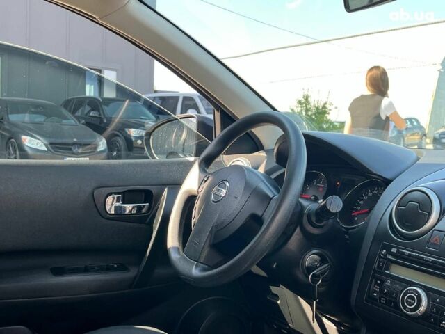 Сірий Ніссан Кашкай, об'ємом двигуна 1.6 л та пробігом 144 тис. км за 10990 $, фото 15 на Automoto.ua
