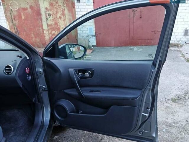 Сірий Ніссан Кашкай, об'ємом двигуна 1.5 л та пробігом 225 тис. км за 9500 $, фото 29 на Automoto.ua