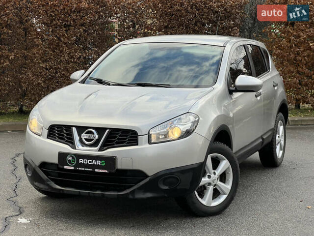 Серый Ниссан Кашкай, объемом двигателя 1.5 л и пробегом 271 тыс. км за 8750 $, фото 6 на Automoto.ua