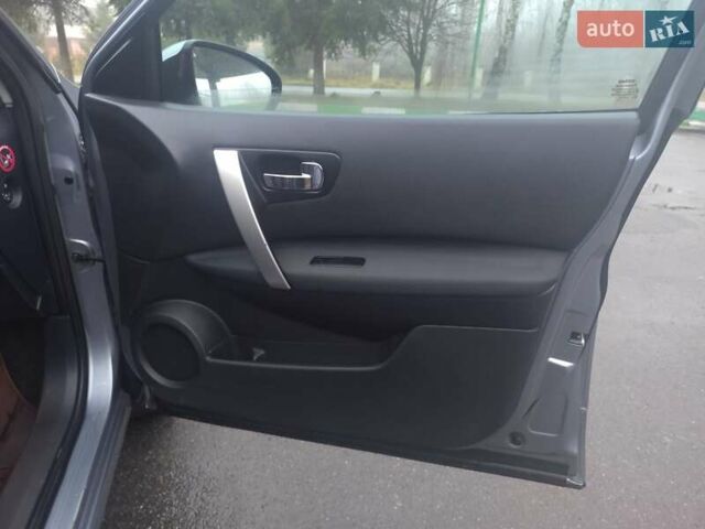 Серый Ниссан Кашкай, объемом двигателя 1.6 л и пробегом 213 тыс. км за 9950 $, фото 47 на Automoto.ua