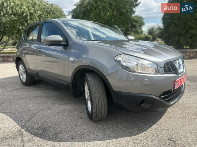 Серый Ниссан Кашкай, объемом двигателя 1.5 л и пробегом 230 тыс. км за 9900 $, фото 17 на Automoto.ua