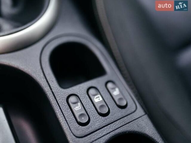 Сірий Ніссан Кашкай, об'ємом двигуна 1.46 л та пробігом 250 тис. км за 9666 $, фото 11 на Automoto.ua