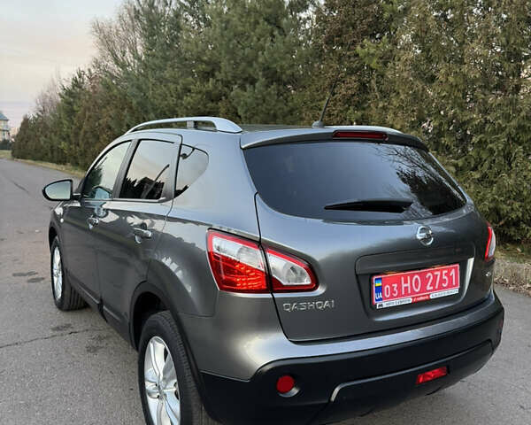 Серый Ниссан Кашкай, объемом двигателя 2 л и пробегом 242 тыс. км за 12550 $, фото 22 на Automoto.ua