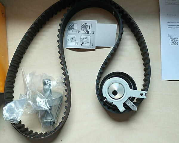 Сірий Ніссан Кашкай, об'ємом двигуна 1.5 л та пробігом 257 тис. км за 9950 $, фото 13 на Automoto.ua