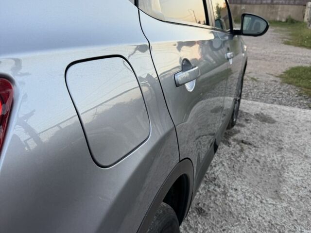 Сірий Ніссан Кашкай, об'ємом двигуна 1.5 л та пробігом 2 тис. км за 10800 $, фото 4 на Automoto.ua