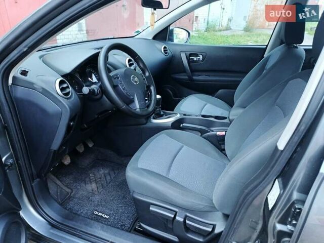 Сірий Ніссан Кашкай, об'ємом двигуна 1.5 л та пробігом 225 тис. км за 9500 $, фото 24 на Automoto.ua