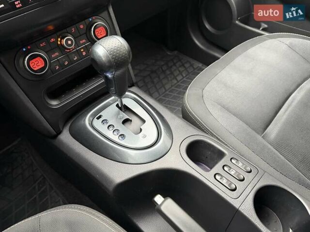 Серый Ниссан Кашкай, объемом двигателя 2 л и пробегом 135 тыс. км за 10500 $, фото 21 на Automoto.ua