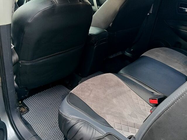 Ніссан Кашкай 2011 у Маневичах на Automoto.ua Сірий Ніссан Кашкай, об'ємом двигуна 1.5 л та пробігом 258 тис. км за 9800 $, фото 6 на Automoto.ua