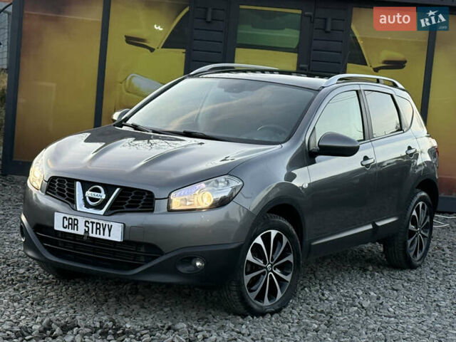 Сірий Ніссан Кашкай, об'ємом двигуна 1.6 л та пробігом 250 тис. км за 10700 $, фото 10 на Automoto.ua