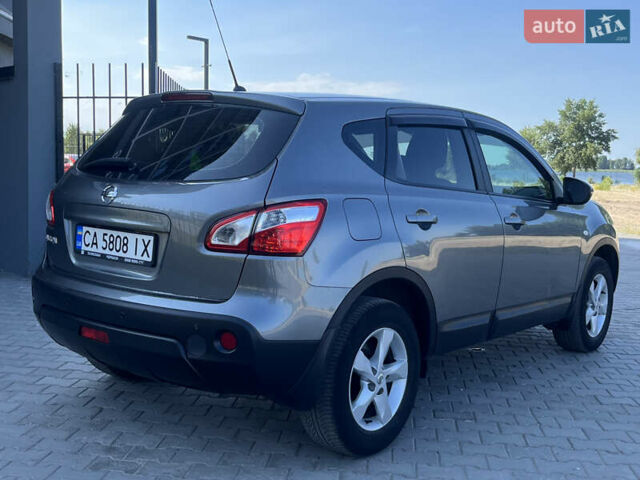 Серый Ниссан Кашкай, объемом двигателя 2 л и пробегом 98 тыс. км за 10900 $, фото 3 на Automoto.ua
