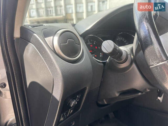 Серый Ниссан Кашкай, объемом двигателя 1.5 л и пробегом 230 тыс. км за 9900 $, фото 51 на Automoto.ua