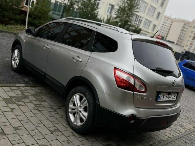 Серый Ниссан Кашкай, объемом двигателя 2 л и пробегом 218 тыс. км за 9800 $, фото 6 на Automoto.ua