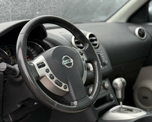 Серый Ниссан Кашкай, объемом двигателя 2 л и пробегом 253 тыс. км за 11750 $, фото 51 на Automoto.ua