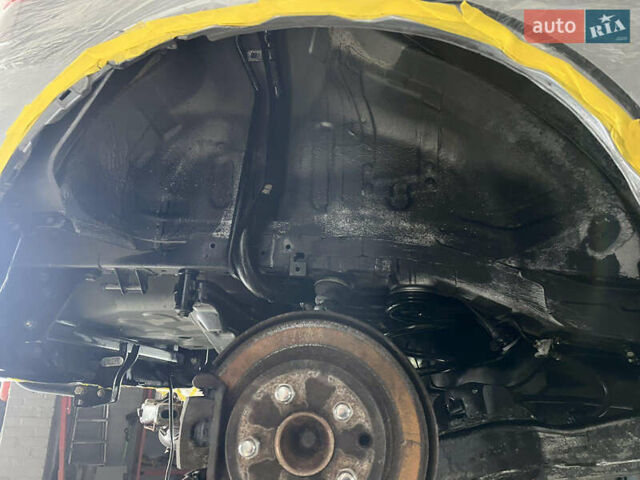 Сірий Ніссан Кашкай, об'ємом двигуна 1.5 л та пробігом 257 тис. км за 9950 $, фото 4 на Automoto.ua