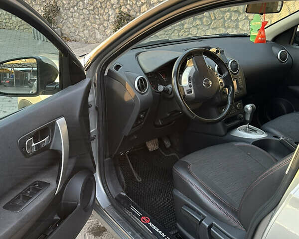 Серый Ниссан Кашкай, объемом двигателя 2 л и пробегом 95 тыс. км за 11300 $, фото 7 на Automoto.ua