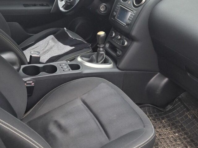 Сірий Ніссан Кашкай, об'ємом двигуна 2 л та пробігом 143 тис. км за 10700 $, фото 2 на Automoto.ua