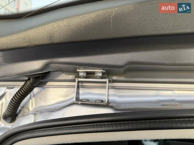 Сірий Ніссан Кашкай, об'ємом двигуна 1.6 л та пробігом 185 тис. км за 11799 $, фото 36 на Automoto.ua