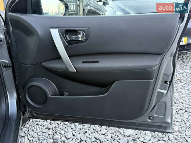 Сірий Ніссан Кашкай, об'ємом двигуна 1.6 л та пробігом 250 тис. км за 10700 $, фото 34 на Automoto.ua