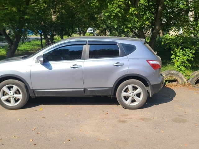 Серый Ниссан Кашкай, объемом двигателя 1.5 л и пробегом 226 тыс. км за 11800 $, фото 2 на Automoto.ua