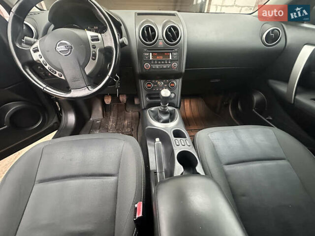 Сірий Ніссан Кашкай, об'ємом двигуна 0 л та пробігом 230 тис. км за 9900 $, фото 52 на Automoto.ua