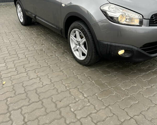 Серый Ниссан Кашкай, объемом двигателя 2 л и пробегом 252 тыс. км за 10300 $, фото 29 на Automoto.ua