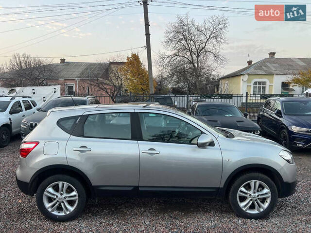 Серый Ниссан Кашкай, объемом двигателя 1.5 л и пробегом 216 тыс. км за 10500 $, фото 5 на Automoto.ua
