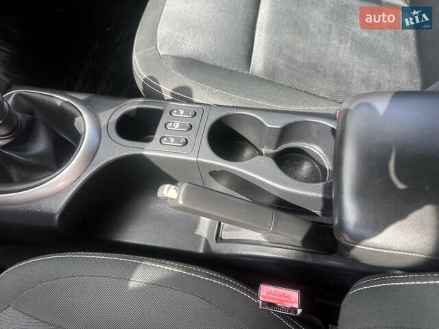 Серый Ниссан Кашкай, объемом двигателя 1.5 л и пробегом 230 тыс. км за 9900 $, фото 54 на Automoto.ua